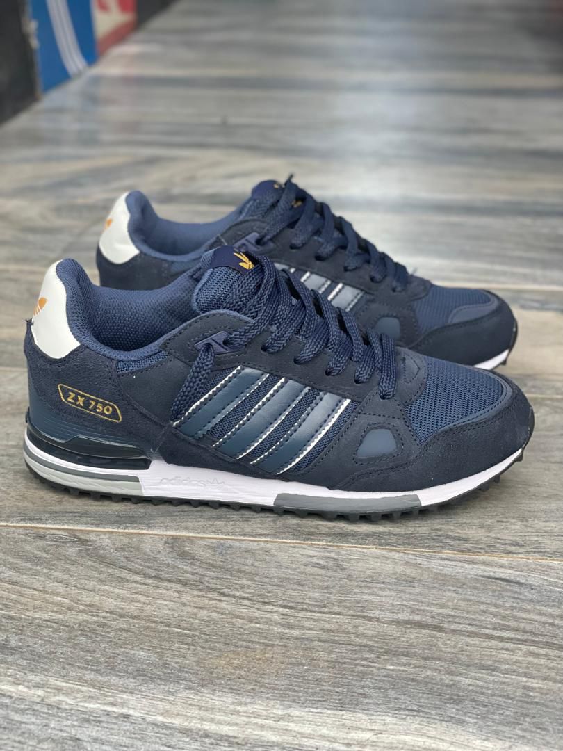 La Collection adidas ZX