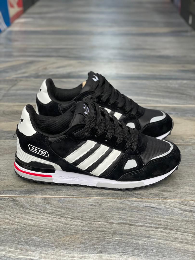 La Collection adidas ZX