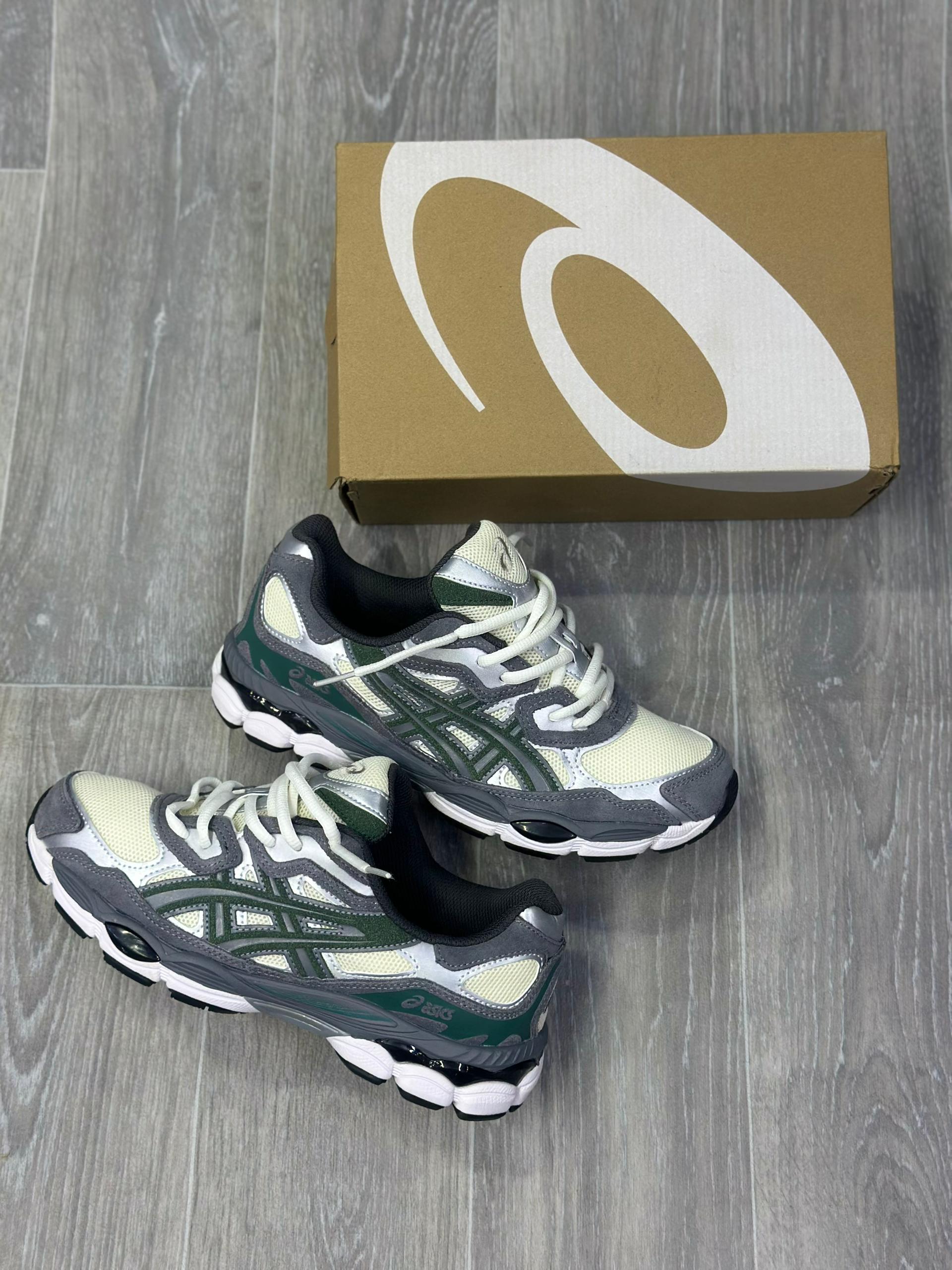 Style Rétro et Confort ASICS