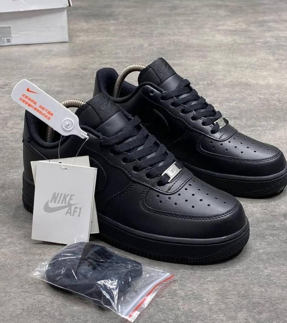 Nike Air Force 1