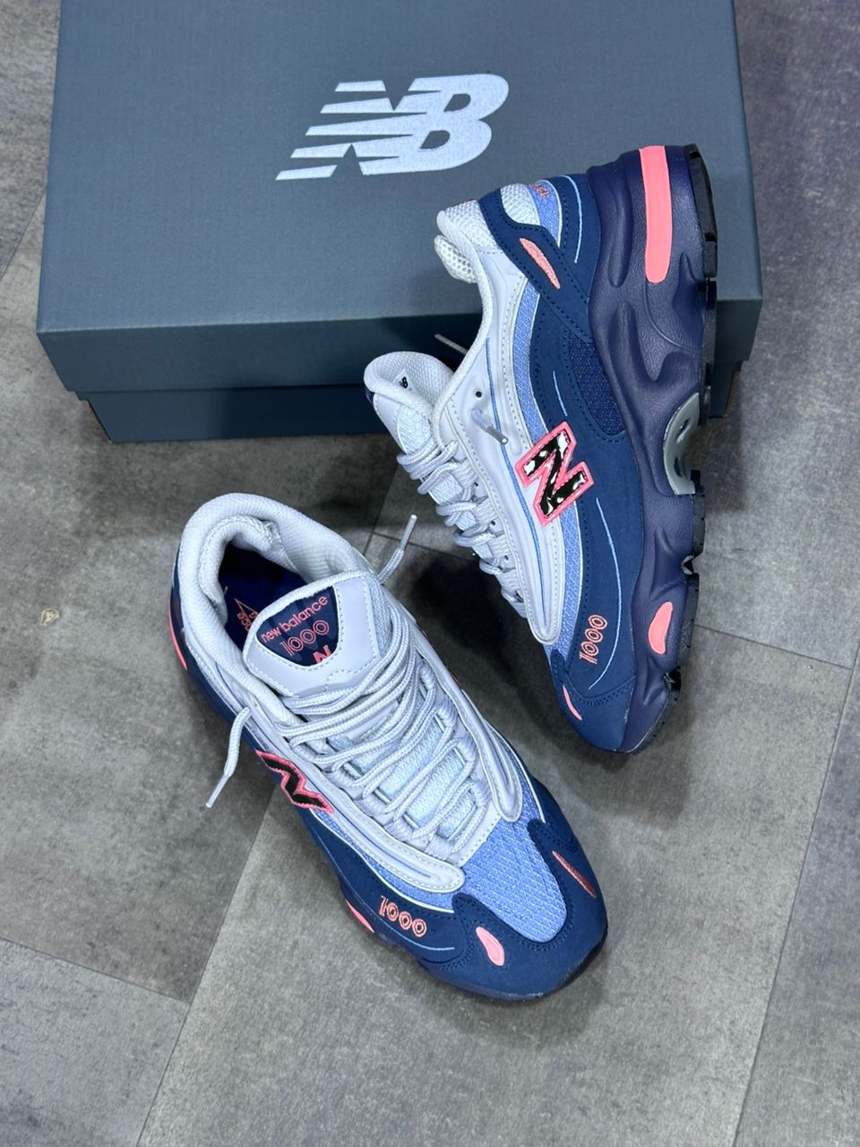 Alerte Tendance : Les New Balance 1000 "Bleu Outremer" Sont Là !