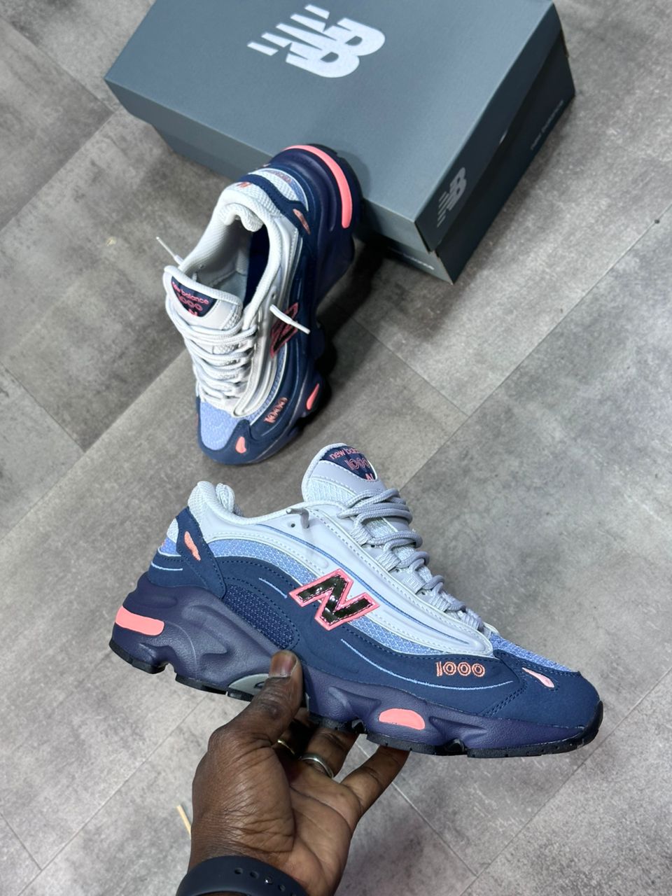 Alerte Tendance : Les New Balance 1000 "Bleu Outremer" Sont Là !