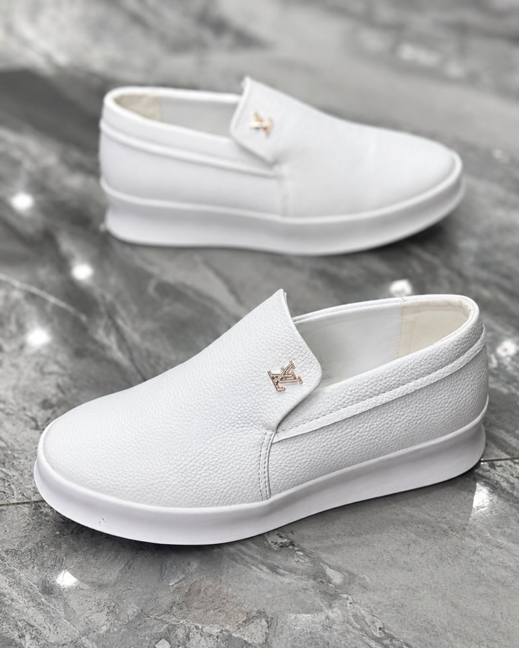 L'Élégance Minimaliste – Sneakers Premium