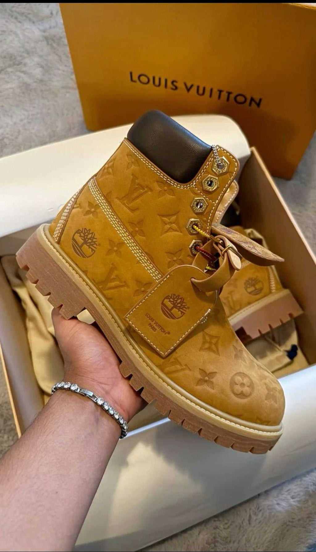Bottines Louis Vuitton x Timberland – L'Icône du Workwear Réinventée