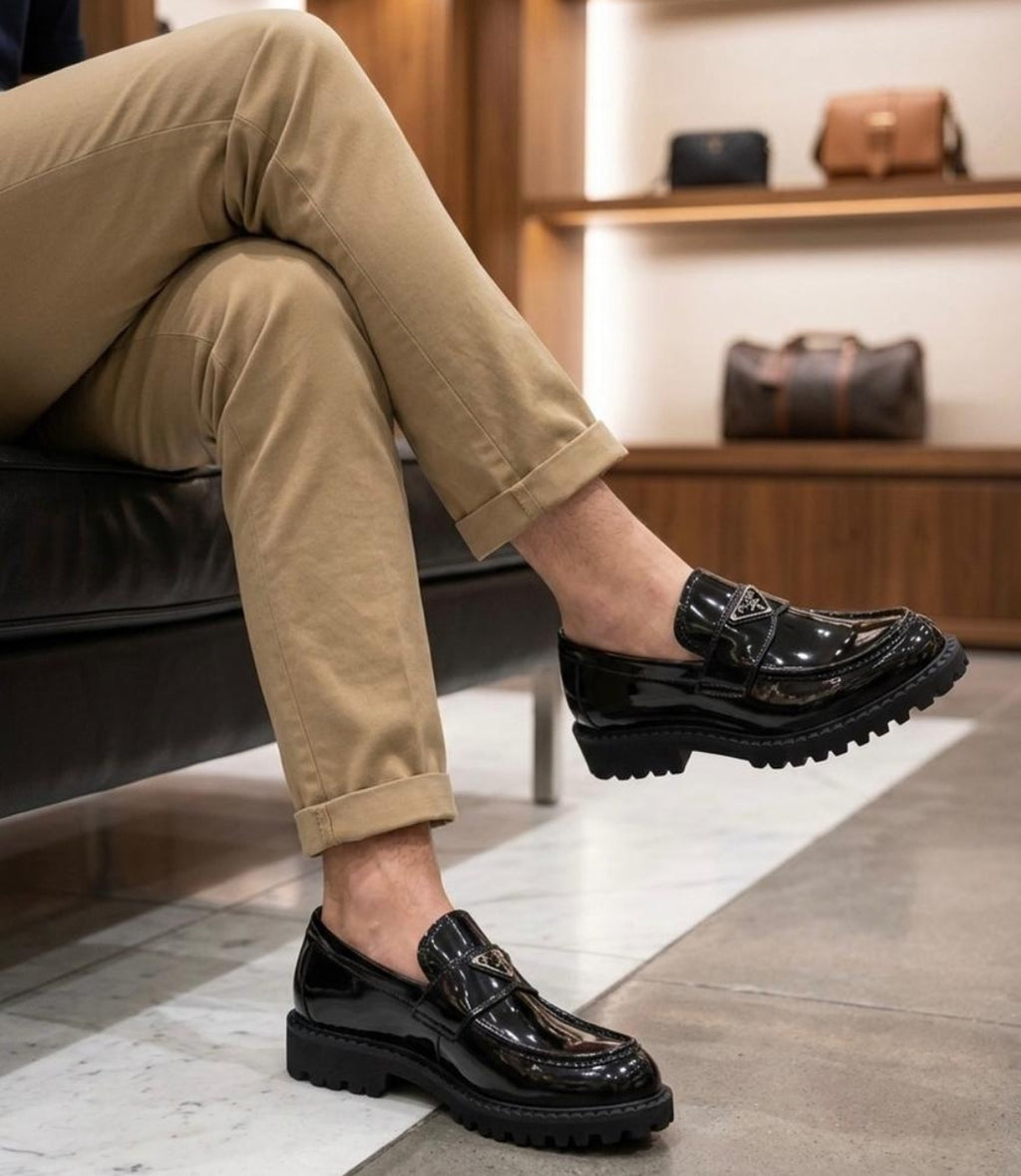 Titre : Élégance et Confort au Quotidien : Mocassins Classiques pour Hommes